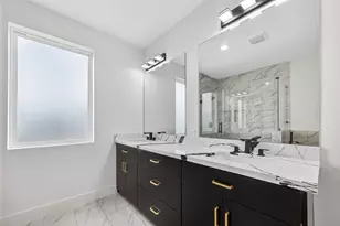 1938 Laverne St, Houston, TX 77080 - Photo 33