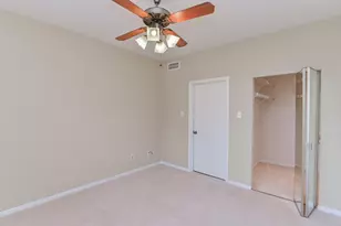 8055 Cambridge St, Houston, TX 77054 - Photo 17