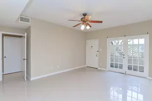 8055 Cambridge St, Houston, TX 77054 - Photo 13