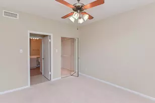8055 Cambridge St, Houston, TX 77054 - Photo 15