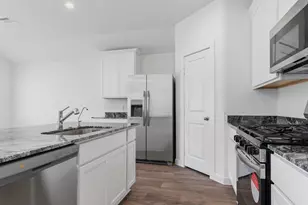 6327 Cherry Mdws St, Rosenberg, TX 77469 - Photo 13