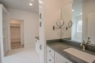 16 Greystone Court, Angleton, TX 77515 - Photo 21
