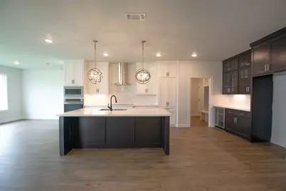 16 Greystone Court, Angleton, TX 77515 - Photo 11