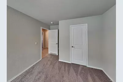 13407 Ashworth Boulevard, San Antonio, TX 78221 - Photo 11