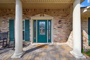 1910 Claiborne Dr, League City, TX 77573 - Photo 3