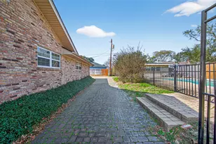 1910 Claiborne Dr, League City, TX 77573 - Photo 37