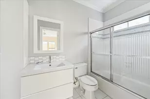 3515 Yupon St, Houston, TX 77006 - Photo 27