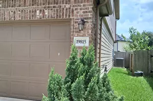 19815 Blushdawn Sierra Ct, Cypress, TX 77433 - Photo 7