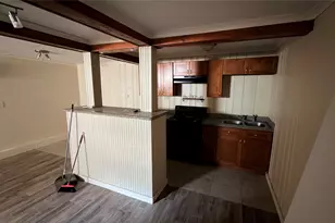 627 Sealy Ave, Galveston, TX 77550 - Photo 13