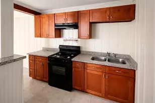 627 Sealy Ave, Galveston, TX 77550 - Photo 9