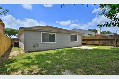 13642 Paxton Drive, Houston, TX 77014 - Photo 33