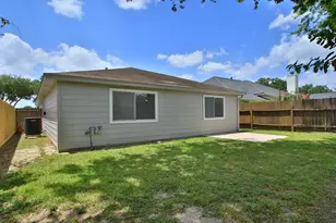 13642 Paxton Dr, Houston, TX 77014 - Photo 33