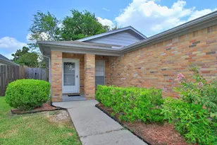 13642 Paxton Dr, Houston, TX 77014 - Photo 5