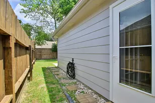 13642 Paxton Dr, Houston, TX 77014 - Photo 29