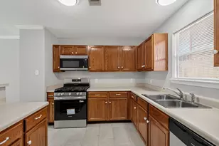 13642 Paxton Dr, Houston, TX 77014 - Photo 19