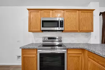 10627 Saratoga Square, Missouri City, TX 77459 - Photo 11
