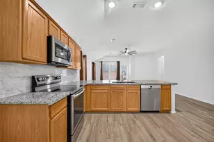 10627 Saratoga Square, Missouri City, TX 77459 - Photo 11