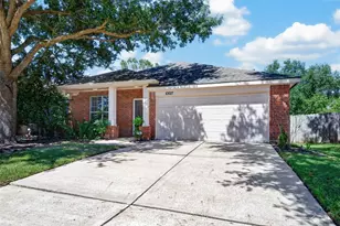 10627 Saratoga Square, Missouri City, TX 77459 - Photo 3