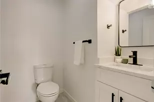 7926 Windy Creek Dr, Houston, TX 77040 - Photo 23