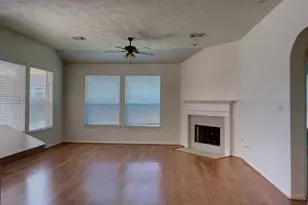 18207 Linden Forest Ln, Katy, TX 77449 - Photo 11