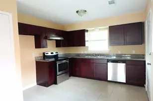 4721 Denmark St, Houston, TX 77016 - Photo 3