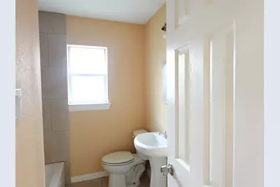 4721 Denmark Street, Houston, TX 77016 - Photo 7