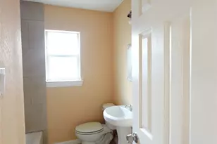 4721 Denmark St, Houston, TX 77016 - Photo 7