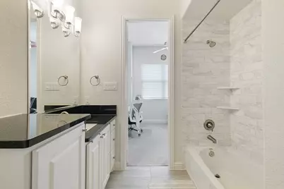 1415 Maple Stream Drive, Houston, TX 77043 - Photo 17