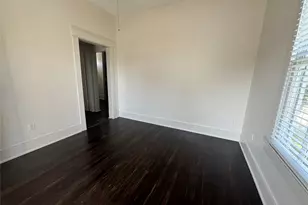 801 8th St, Galveston, TX 77550 - Photo 3