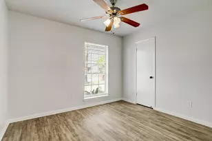 5613 Armstrong Dr, Texas City, TX 77591 - Photo 9