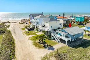 203 Carlton Ave, Surfside Beach, TX 77541 - Photo 23