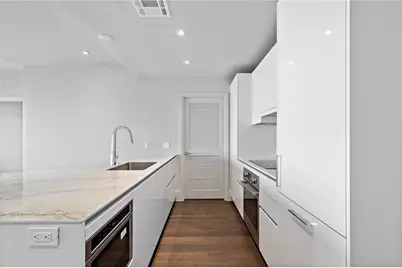 1701 Hermann Drive #30D, Houston, TX 77004 - Photo 5