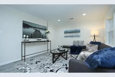 8741 Blankenship Drive, Houston, TX 77080 - Photo 9