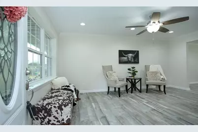8741 Blankenship Drive, Houston, TX 77080 - Photo 7