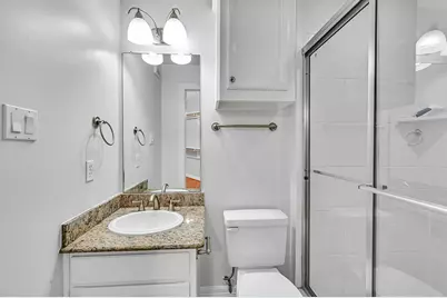 2430 Nantucket Drive #B, Houston, TX 77057 - Photo 11