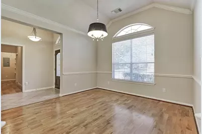 126 S Regan Mead Circle, The Woodlands, TX 77382 - Photo 9
