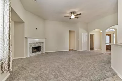 126 S Regan Mead Circle, The Woodlands, TX 77382 - Photo 13