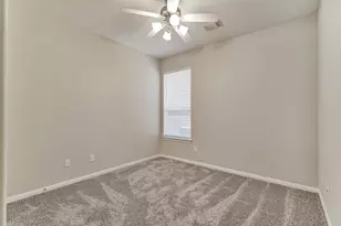 126 S Regan Mead Cir, The Woodlands, TX 77382 - Photo 31