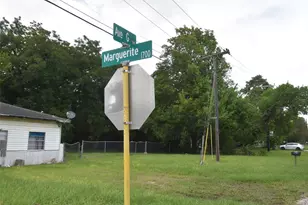 1717 Marguerite St, Bay City, TX 77414 - Photo 21