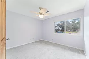 4307 Meadow Glenn Dr, Dickinson, TX 77539 - Photo 9