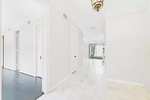 7608 Del Monte Dr, Houston, TX 77063 - Photo 3