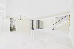 7608 Del Monte Dr, Houston, TX 77063 - Photo 13