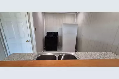 18530 Brumbelow Road, Needville, TX 77461 - Photo 3