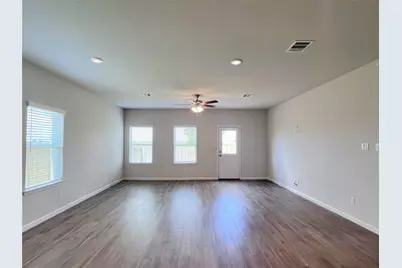 2002 Champions Drive, Navasota, TX 77868 - Photo 11