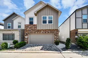 8505 Rising Stream Dr, Houston, TX 77063 - Photo 1