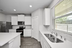 8505 Rising Stream Dr, Houston, TX 77063 - Photo 19