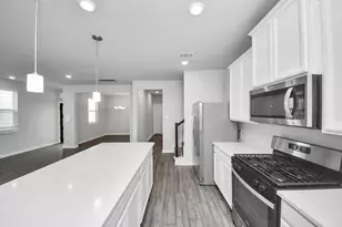 8505 Rising Stream Dr, Houston, TX 77063 - Photo 15