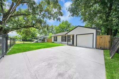 4914 Enyart Street, Houston, TX 77021 - Photo 1