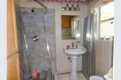 402 N Summit Street, Weimar, TX 78962 - Photo 9