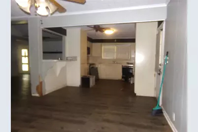 402 N Summit Street, Weimar, TX 78962 - Photo 5
